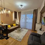 Aurora Lux Apartmani Studio 18